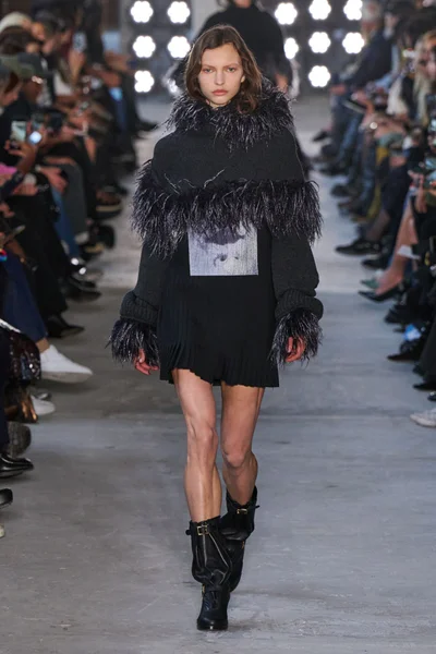 Look 6